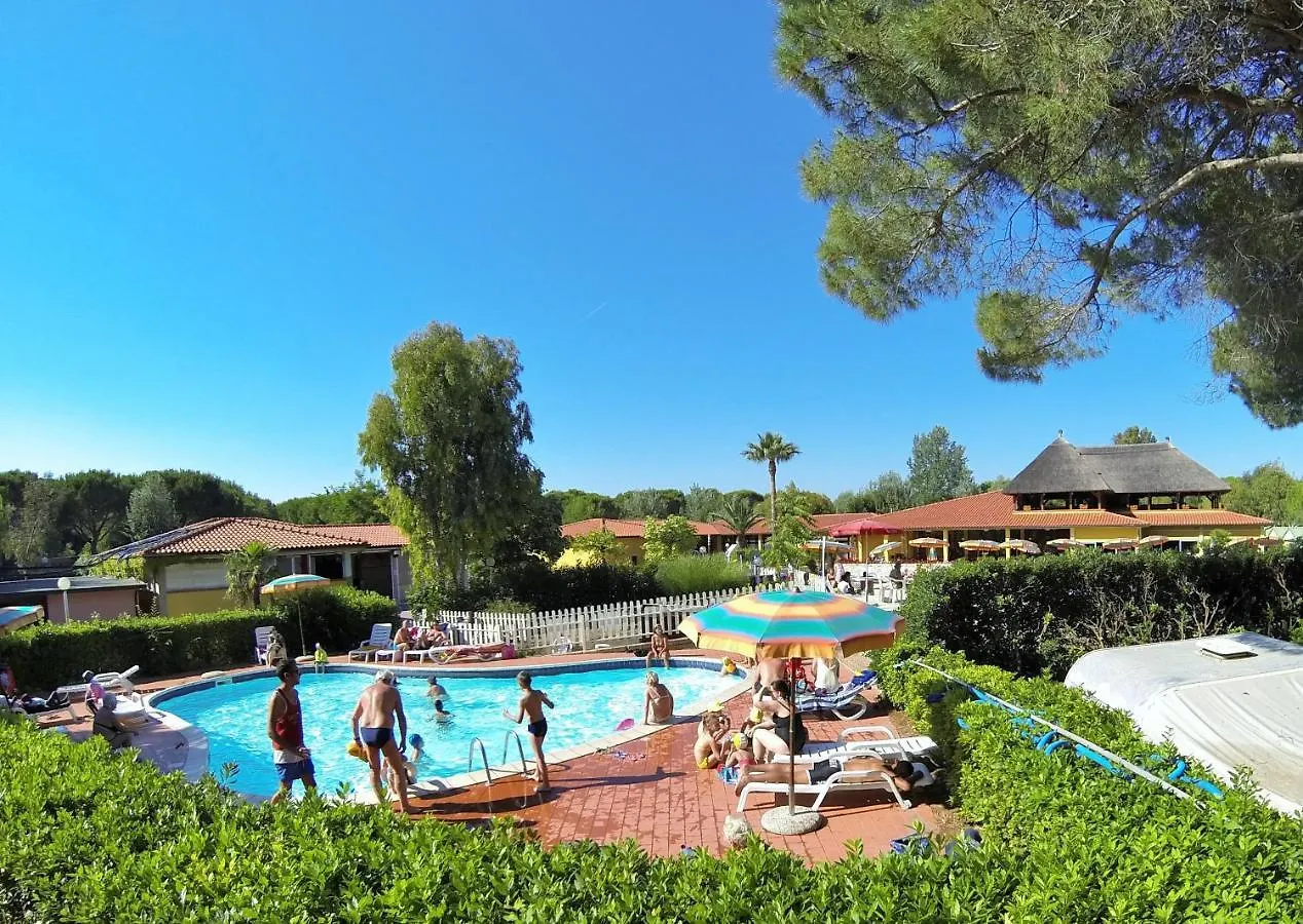 Happy Camp Mobile Homes In Camping Free Beach Marina Di Bibbona