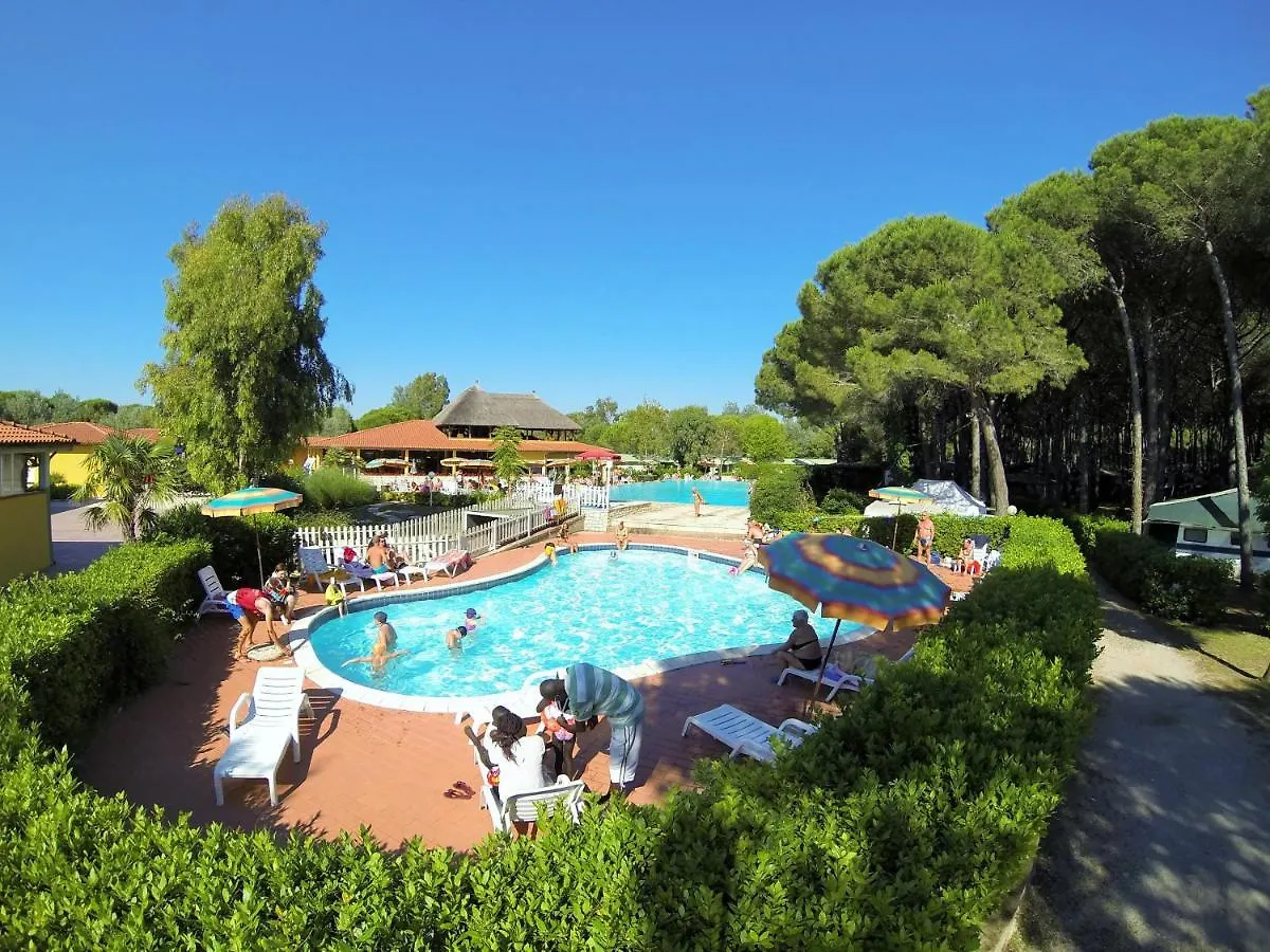 Happy Camp Mobile Homes In Camping Free Beach Marina Di Bibbona